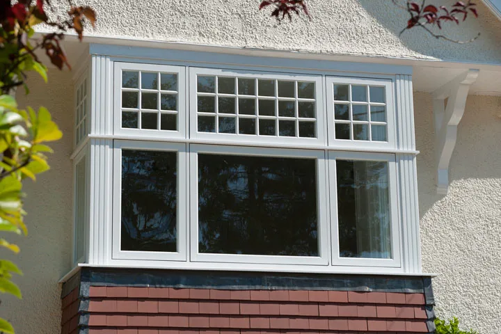 Double-glazed bay windows installed by Avonview of Hollywood