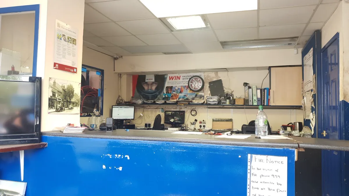 Reception inside Fast Fit Auto Centre in Kings Heath