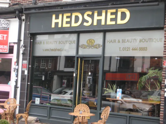 Shopfront for Hedshed