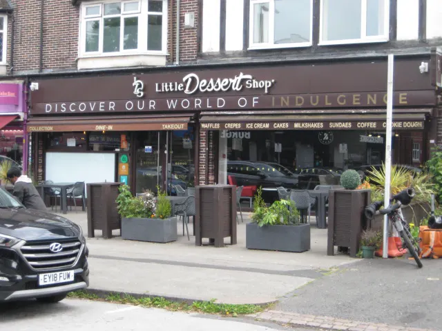 Shopfront for Little Dessert Shop